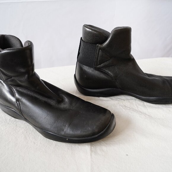 Prada slip on booties/shoes, size 37, excellent condition - Picture 2 of 6